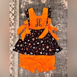 Ricrac &ruffle halloween tunic set